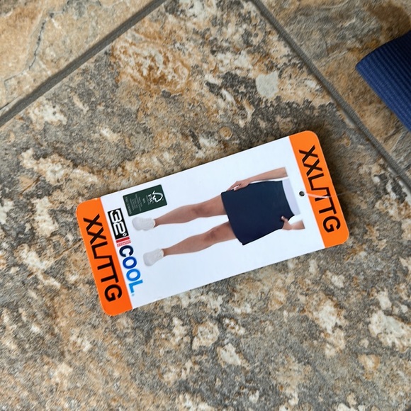 XXL skort - Picture 2 of 4